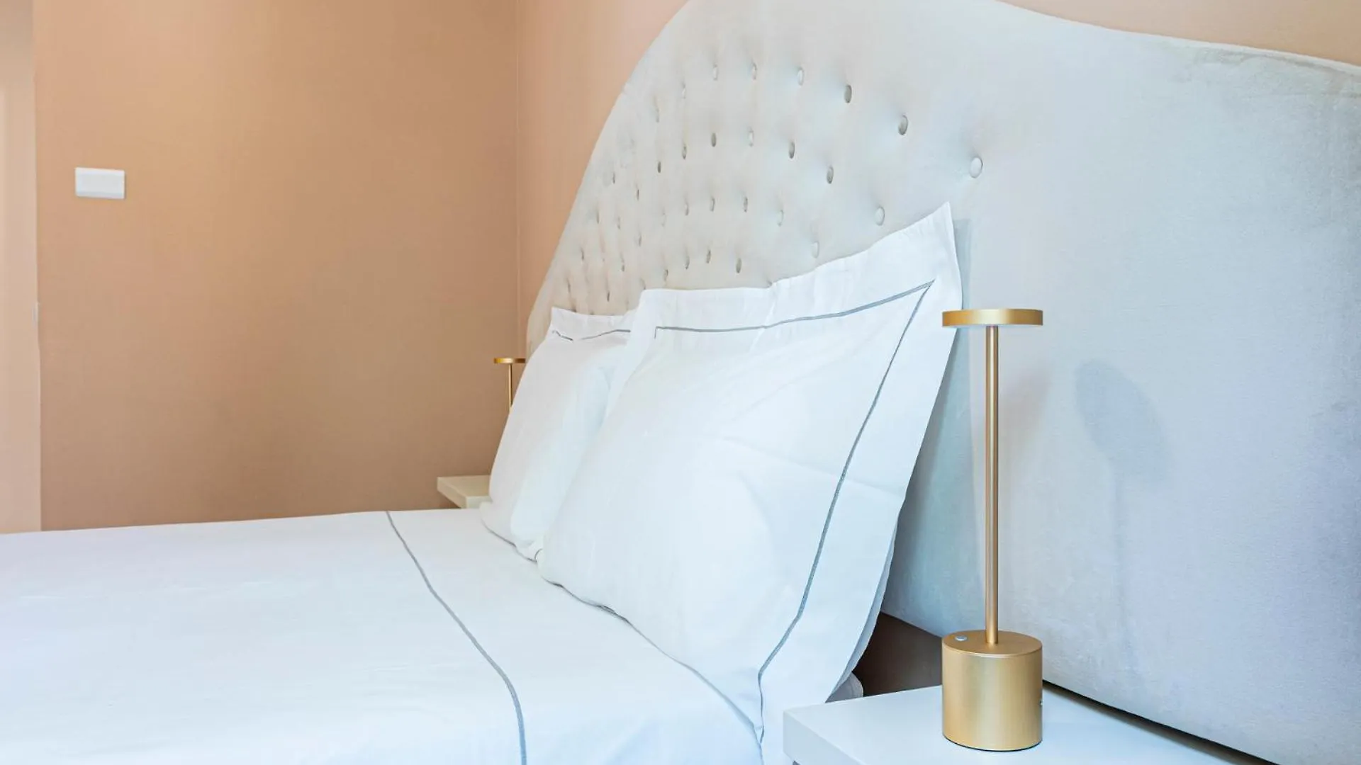 Luxury Sant'Ambrogio Apartment 米兰 意大利