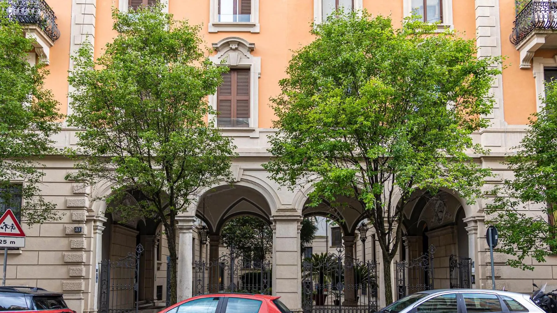 Luxury Sant'Ambrogio Apartment 米兰 意大利